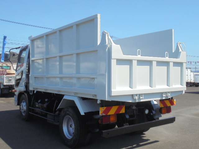 Mitsubishi Fuso Fighter 7