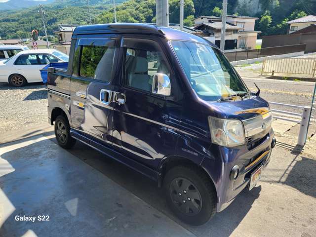 Daihatsu Hijet Deck Van 3