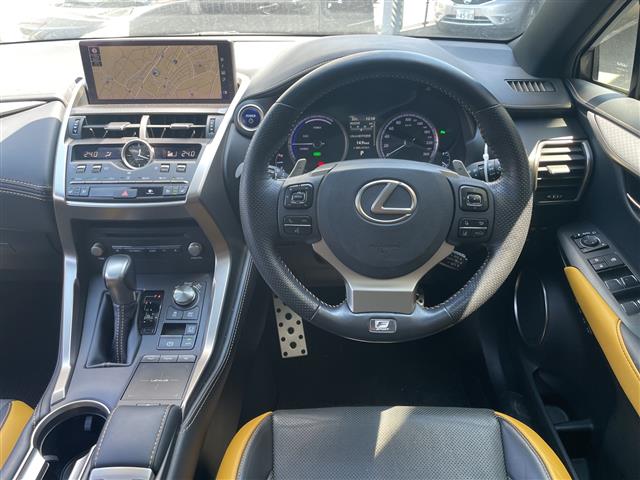 Lexus NX 5