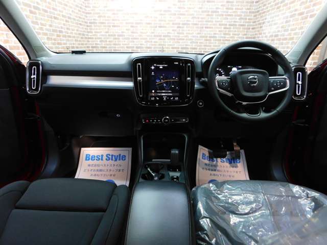 Volvo XC40 5