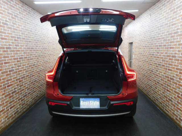 Volvo XC40 8