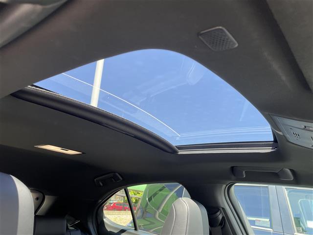Lexus UX 5