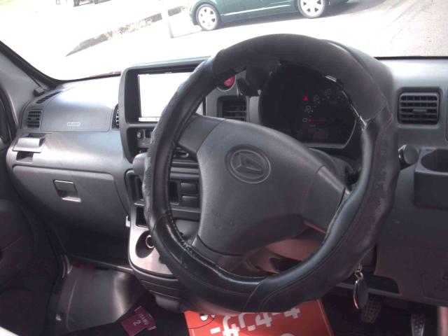 Daihatsu Hijet Van 12
