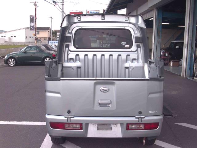 Daihatsu Hijet Van 6