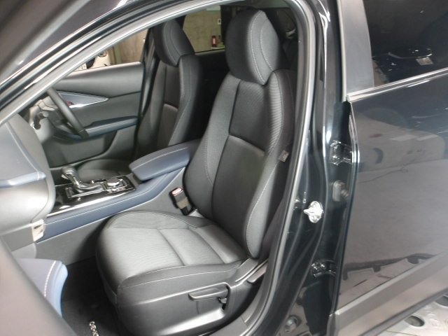 Mazda CX-30 9