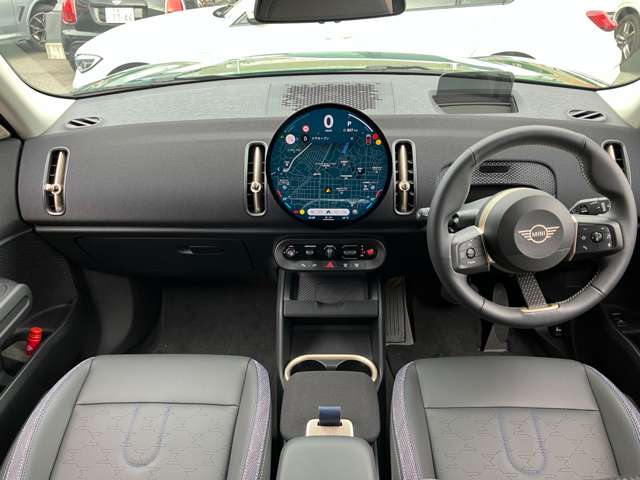 MINI Countryman 5