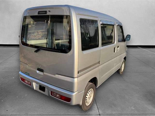 Mitsubishi Minicab MiEV 5