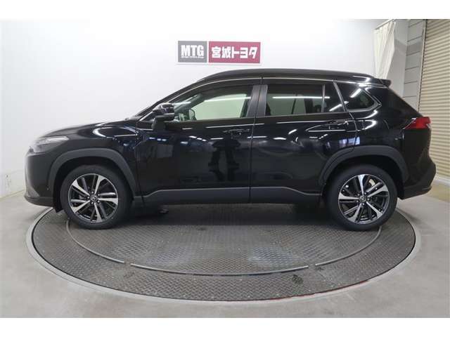 Toyota Corolla Cross 8