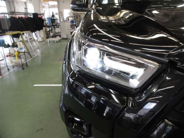 Toyota Hilux 6