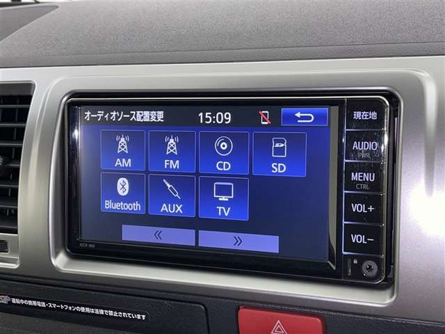 Toyota Hiace Van 12