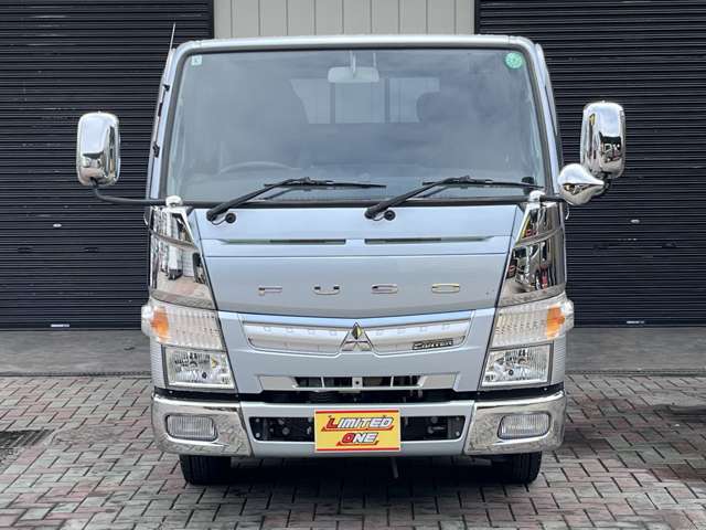 Mitsubishi Fuso Canter 11