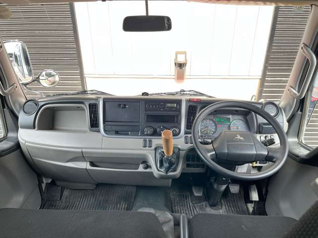Mitsubishi Fuso Canter 2