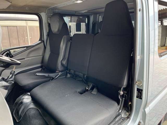 Mitsubishi Fuso Canter 7