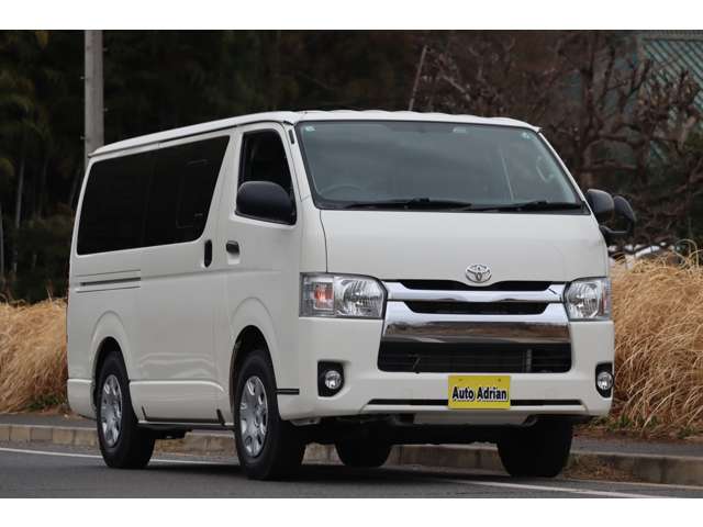 Toyota Hiace Van 2