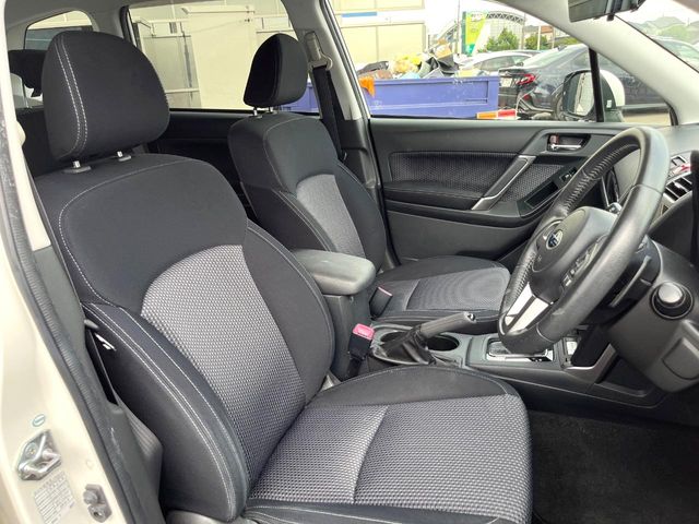 Subaru Forester 8