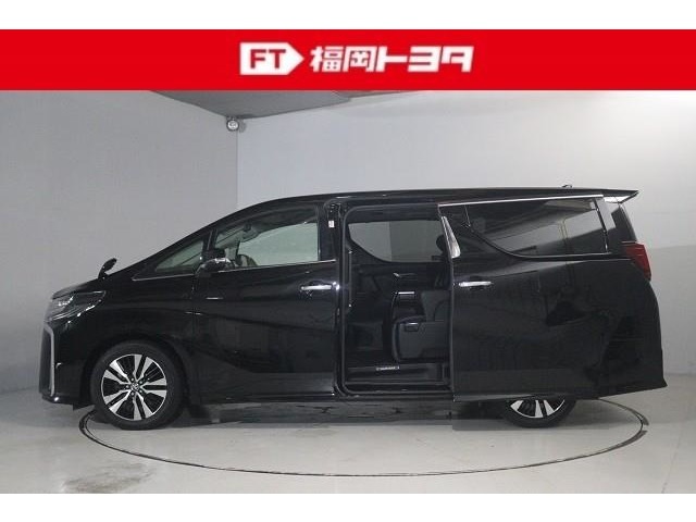 Toyota Alphard 5