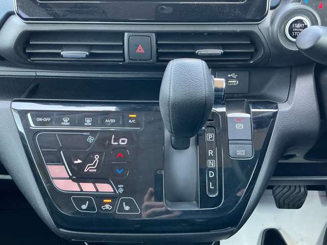 Mitsubishi eK X 6