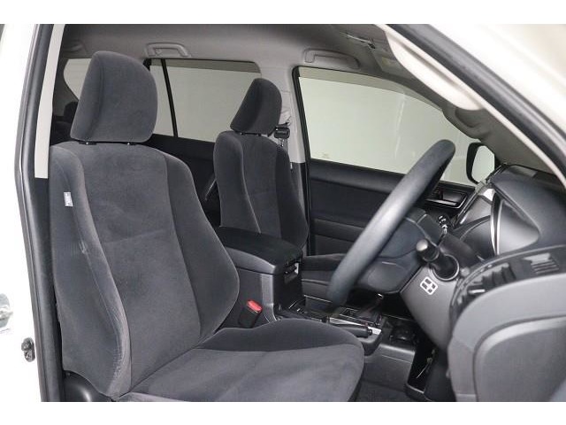 Toyota Land Cruiser Prado 9