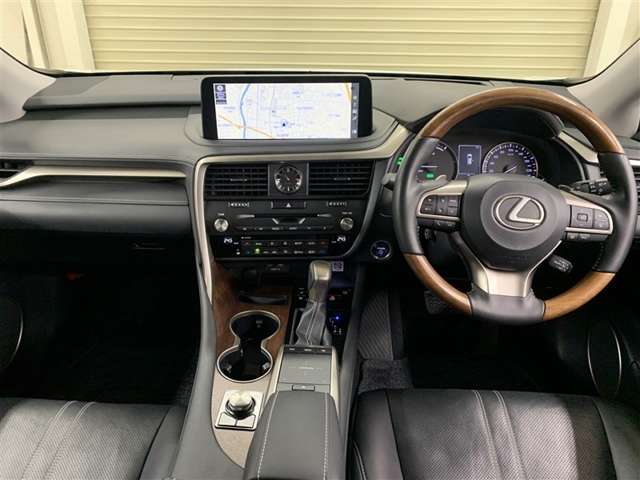 Lexus RX 8