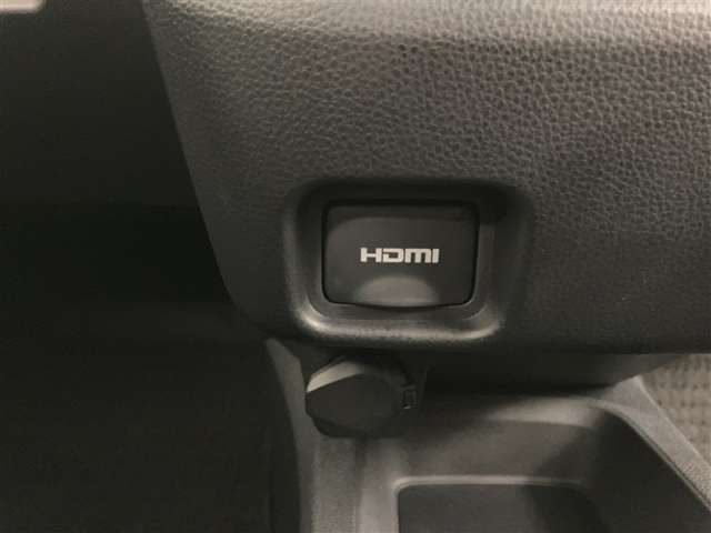 Toyota Noah 5