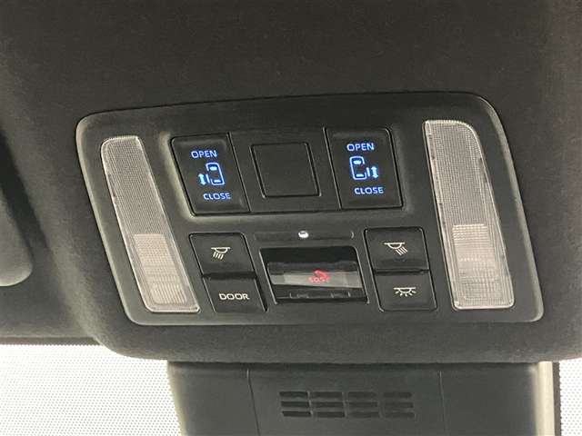 Toyota Voxy 3