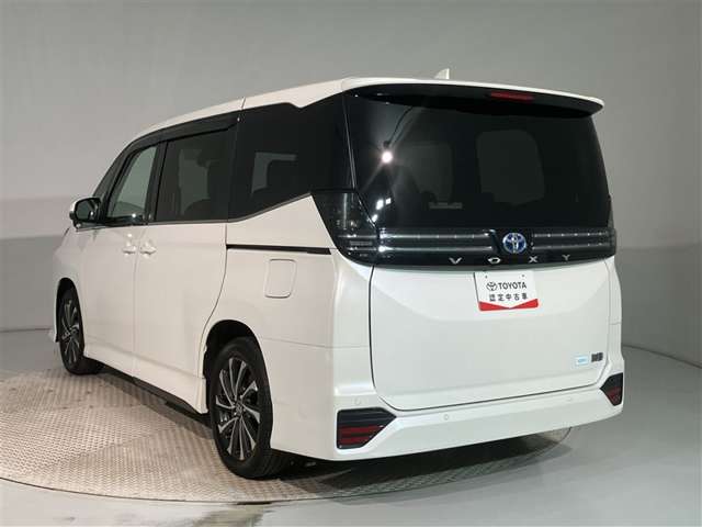 Toyota Voxy 7