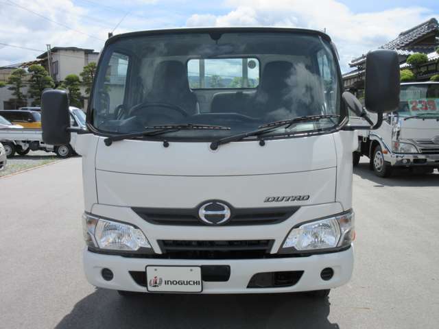 Hino Dutro 2