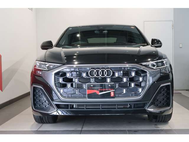 Audi Q8 2