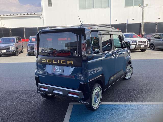 Mitsubishi Delica Mini 2