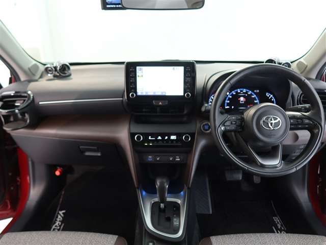 Toyota Yaris Cross 8