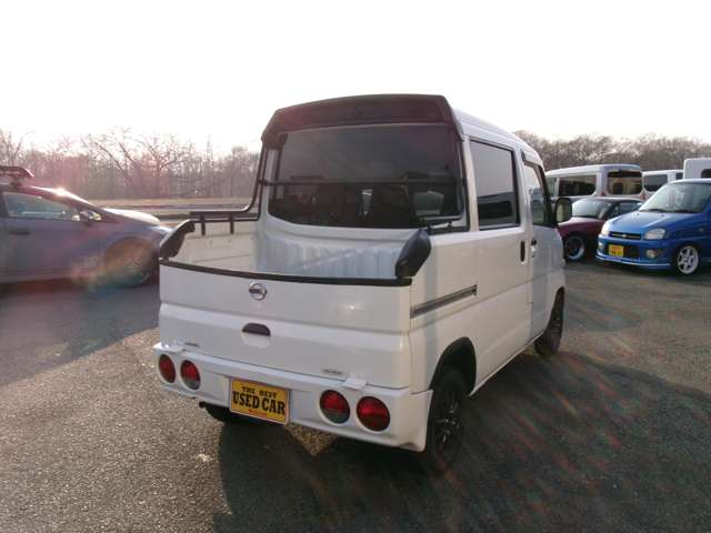 Nissan Clipper 7