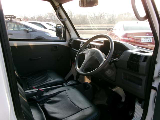 Nissan Clipper 10