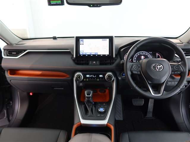 Toyota RAV4 8