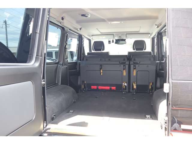 Mercedes-Benz G-Class 9