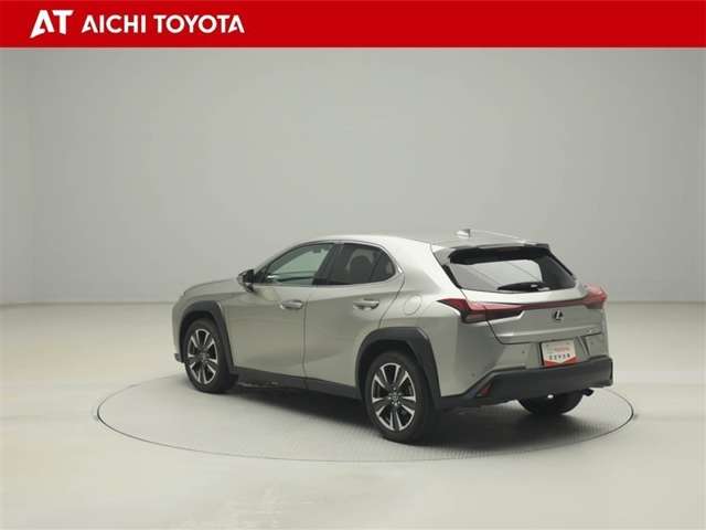 Lexus UX 4