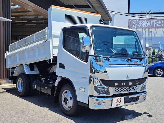 Mitsubishi Fuso Canter 4