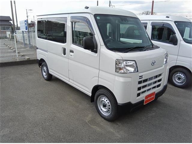 Daihatsu Hijet Cargo 6