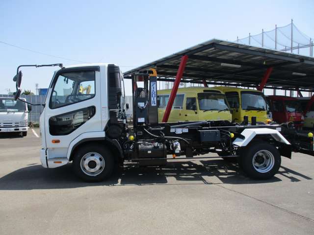 Mitsubishi Fuso Fighter 8