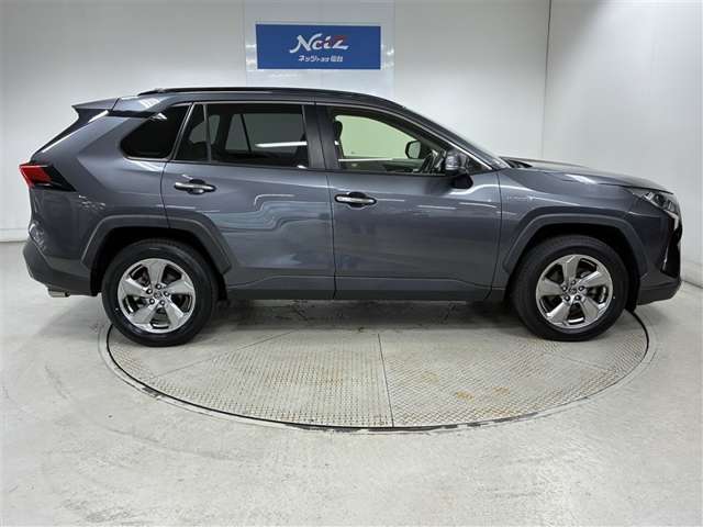 Toyota RAV4 9