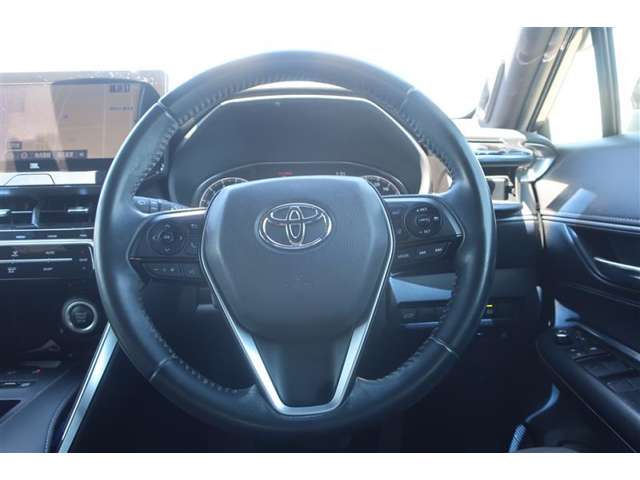 Toyota Harrier 8