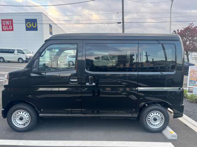 Daihatsu Hijet Cargo 11
