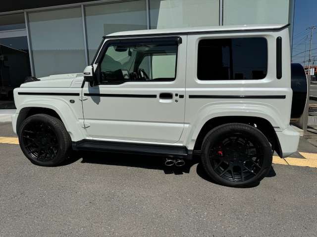 Suzuki Jimny Sierra 12
