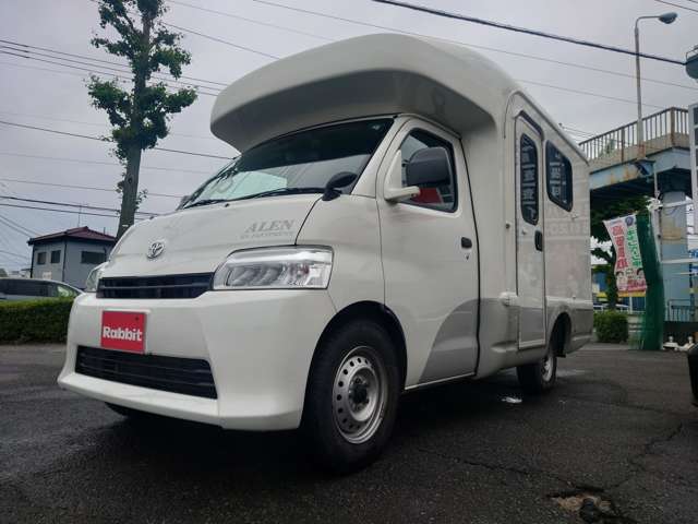 Toyota Town Ace Truck 8