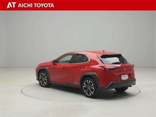 Lexus UX 4