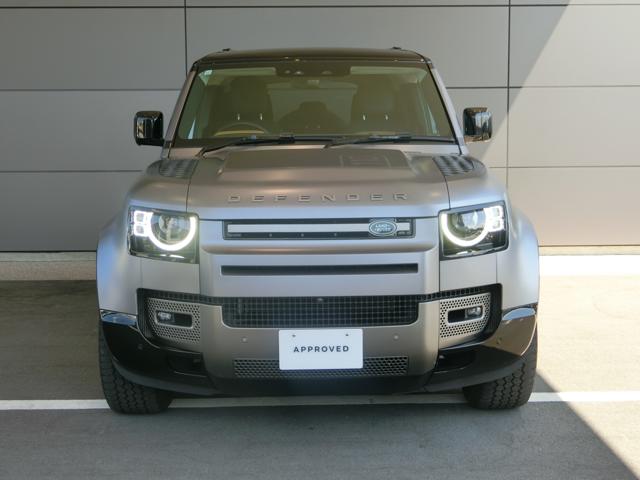 Land Rover Defender 12