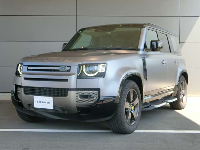 Land Rover Defender 10