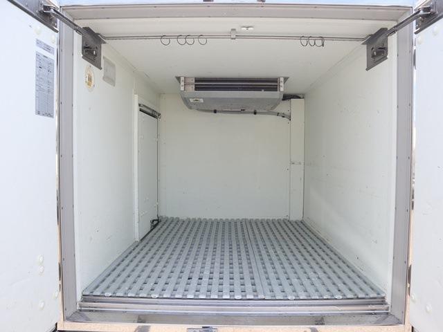 Toyota Pixis Truck 12