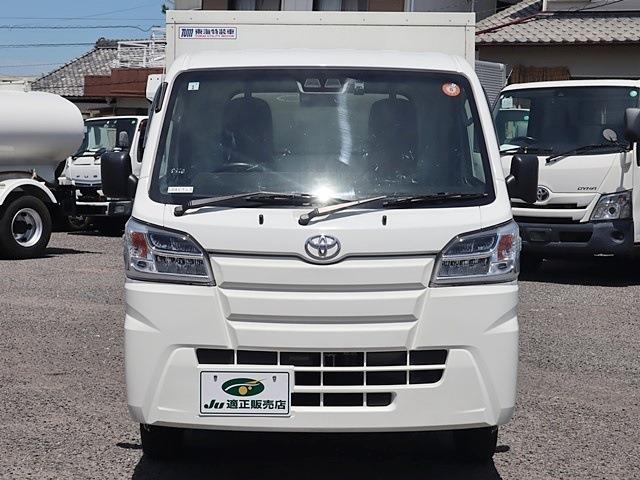 Toyota Pixis Truck 3