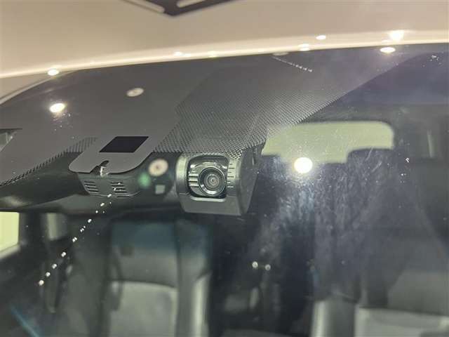 Toyota Vellfire 6