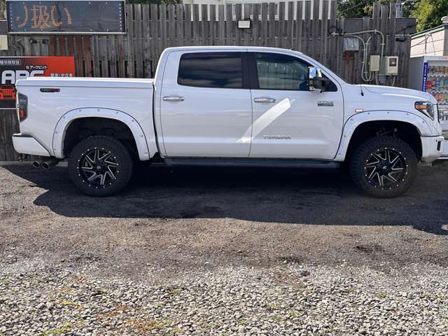 Toyota Tundra 8